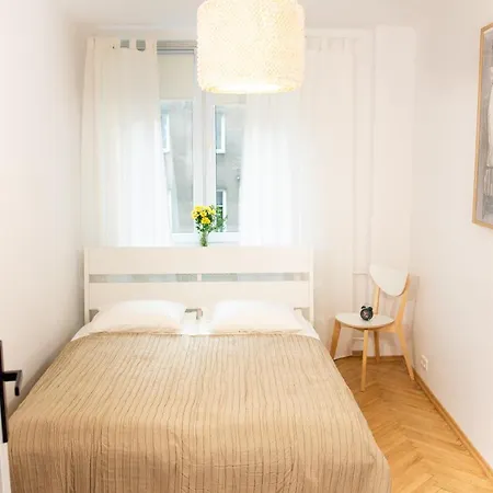 Hotel Wilcza Apartament *